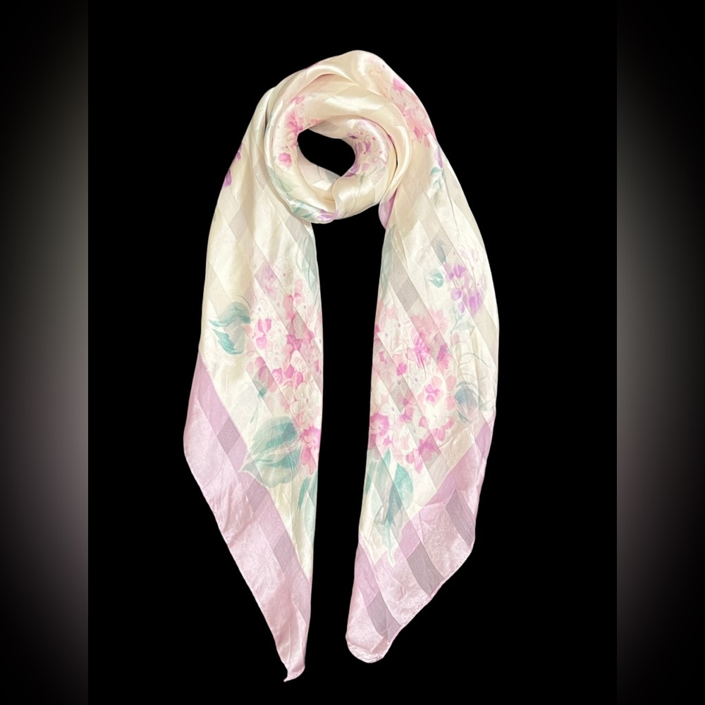 Vintage 100% silk scarf 30 x 30 inches - Sourced from Japan Vintage Silk Scarf